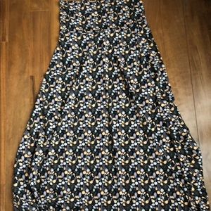 Lularoe Maxi skirt Size M NWOT cotton material